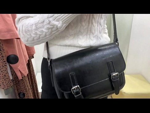 ❤️ Masturbasi umum saka asu enom FeralBerry karo dildo ing kamar fitting ❤ Video jancok ing pornojv.porn-list.ru ❌